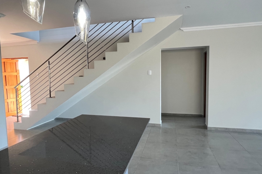 3 Bedroom Property for Sale in Wavecrest Eastern Cape